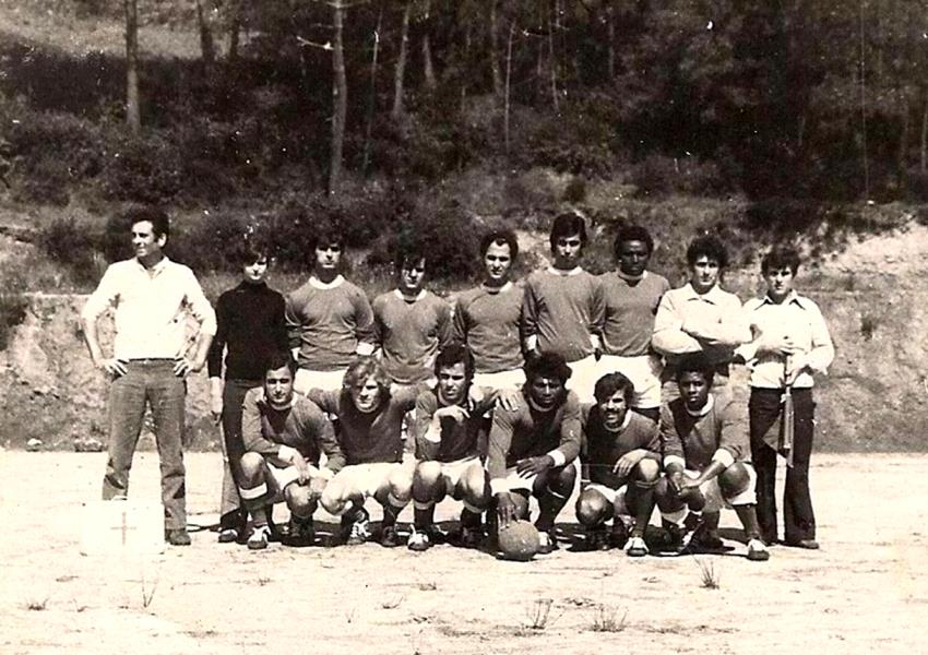 <i>Equipa de Futebol 11 em Belmonte - 1971 © por GRCP Casal do Rato</a></i>